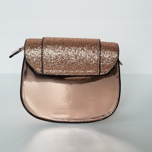 Purse - Picture 3 of 3